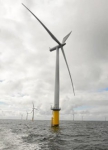 Groix, éoliennes en mer.jpg