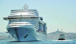 Marseille, bateau de croisière MSC Divina.jpg