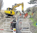 Belle-île, arrivée du 3ème cable électrique avec fibre.jpg