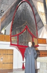 Kergonan, le nouvel orgue de l'abbaye, été 2016.jpg