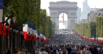 Champs Elysées, WiFi gratuit par Decaux.jpg